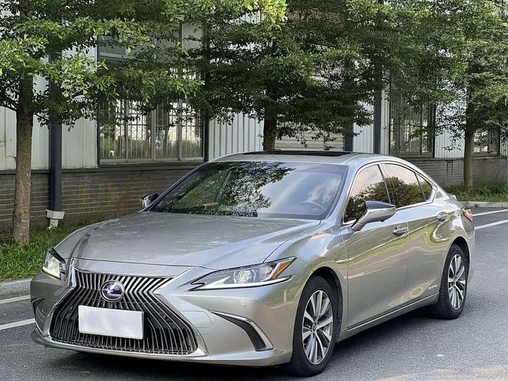 LexusES 2020 300h Excellence
