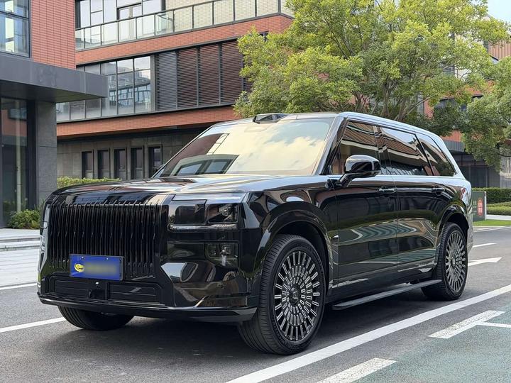 9X 2025 Ultra 70kWh 6-Seater