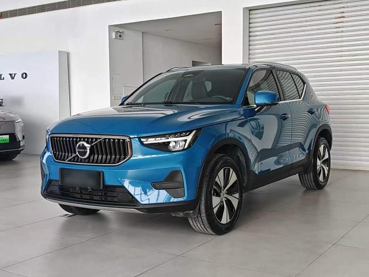 XC40 2024 B3 Luxury