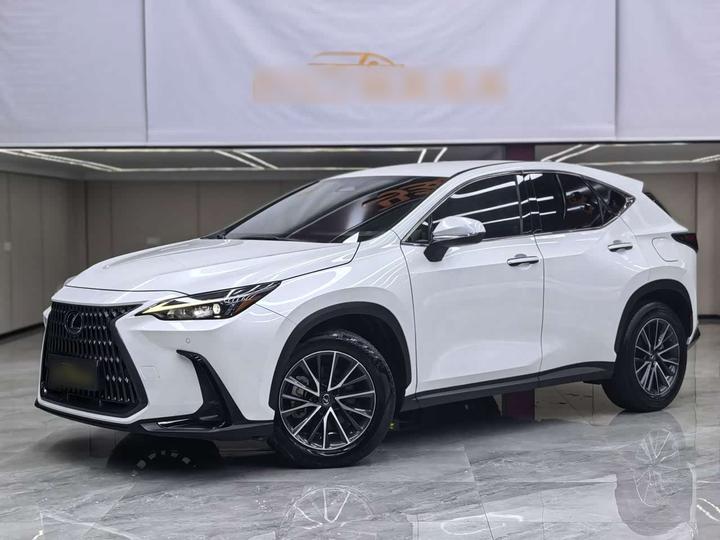 LexusNX 2023 350h FWD