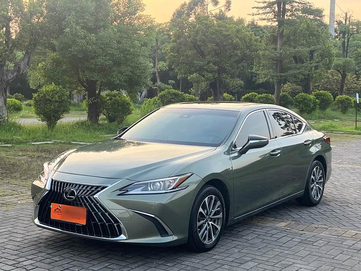 LexusES 2022 200 Excellence