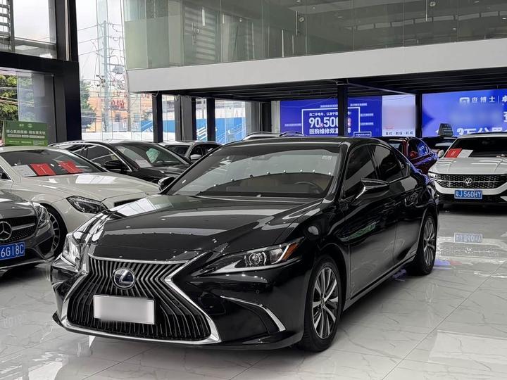 LexusES 2018 300h Excellence China V