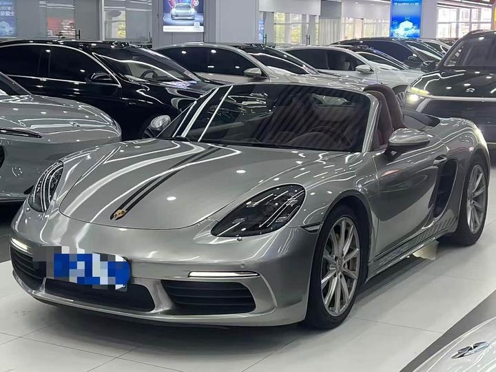 718 2016 Boxster 2.0T