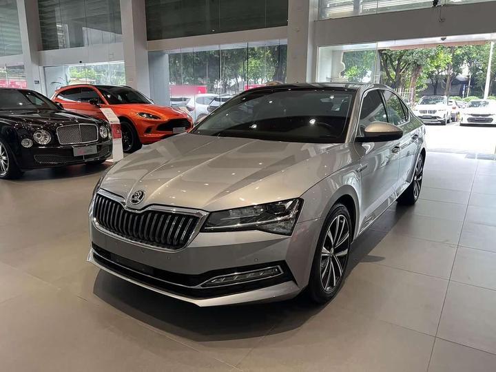 Superb 2023 Facelift TSI280 DSG Exclusive