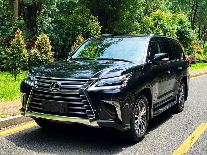LexusLX 2017 570 Luxury