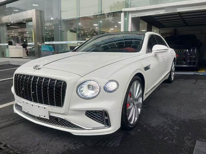 Flying Spur 2023 4.0T V8