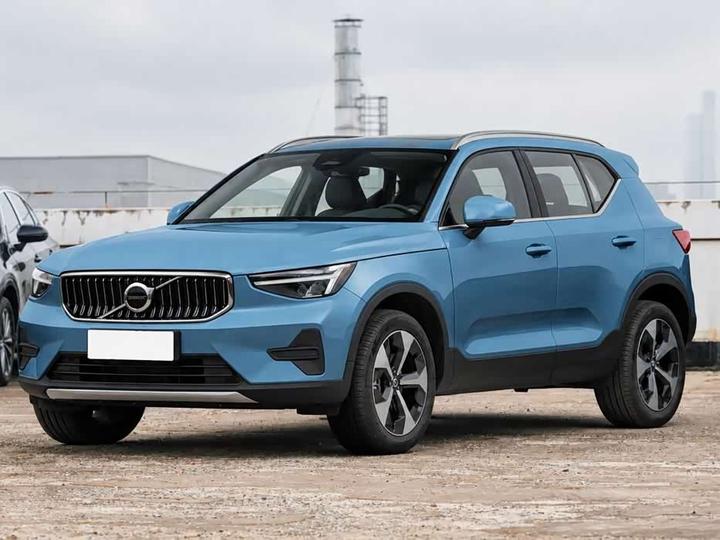 XC40 2025 B4 AWD Luxury