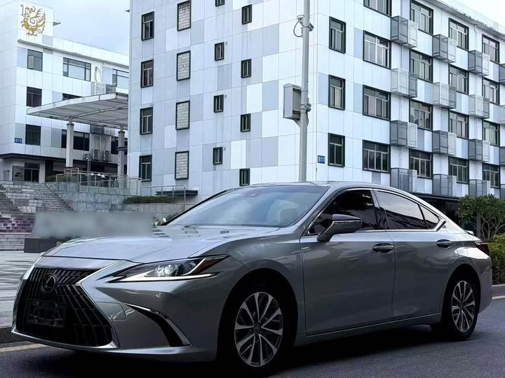 LexusES 2022 300h Excellence