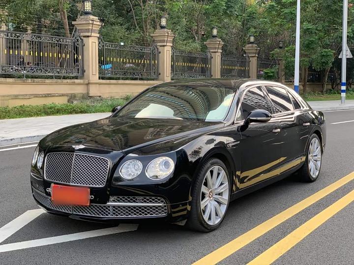 Flying Spur 2016 4.0T V8 Standard
