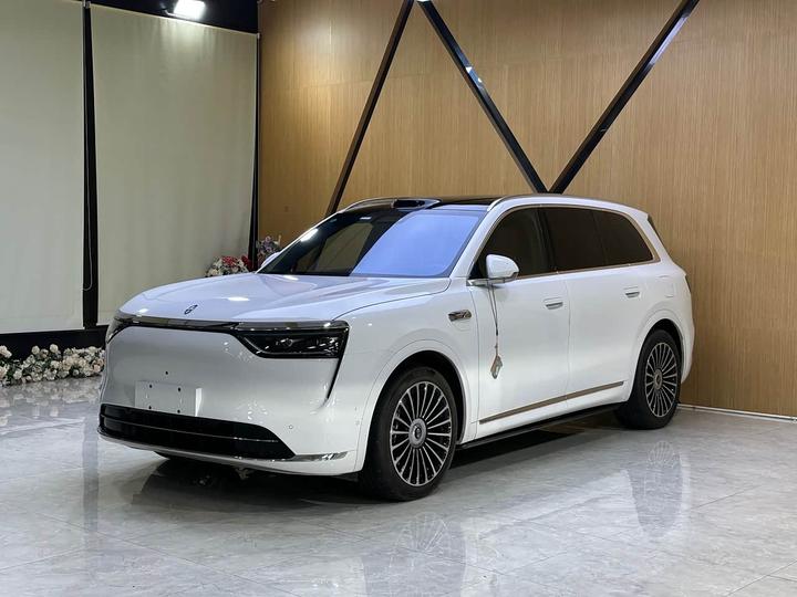 M8 2025 EREV Ultra 53.4kWh 6-Seater 192-Line LiDAR