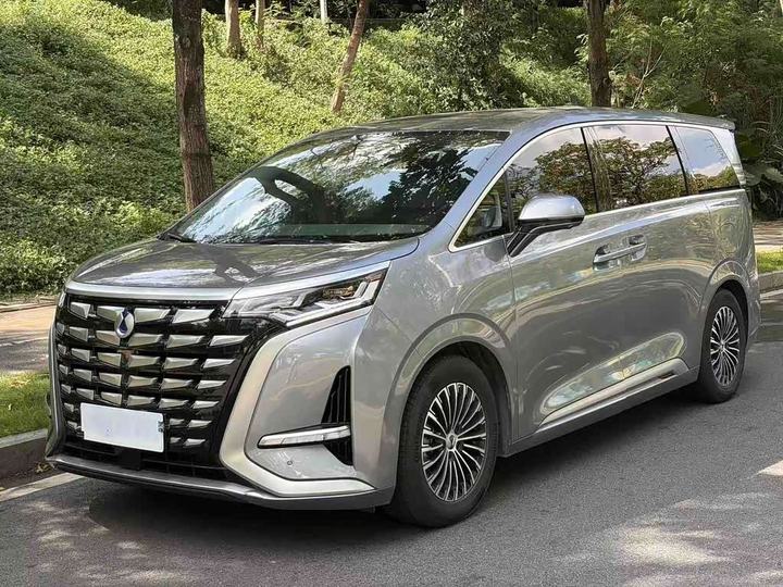 Z9GT 2026 Noble