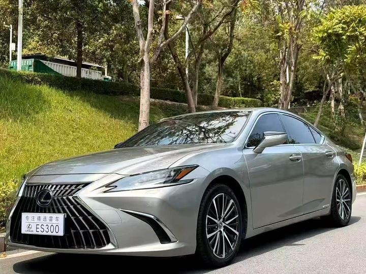 LexusES 2021 300h Exclusive