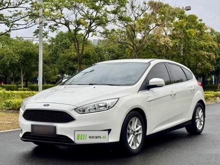 Focus 2015 Hatchback EcoBoost 180 AT Elite