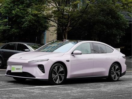 ET7 2024 75kWh Executive