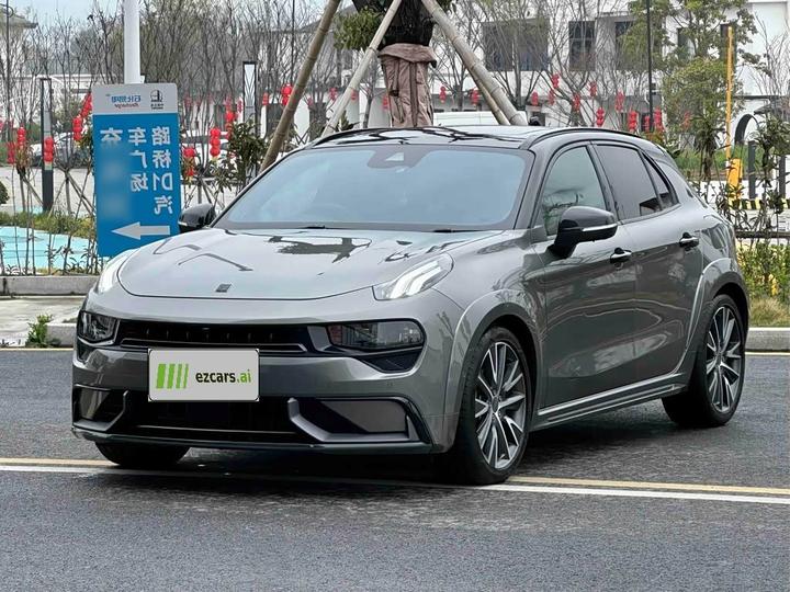 02 Hatchback 2022 2.0TD Pro