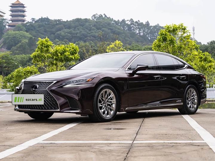 LS 2020 500h Luxury China VI