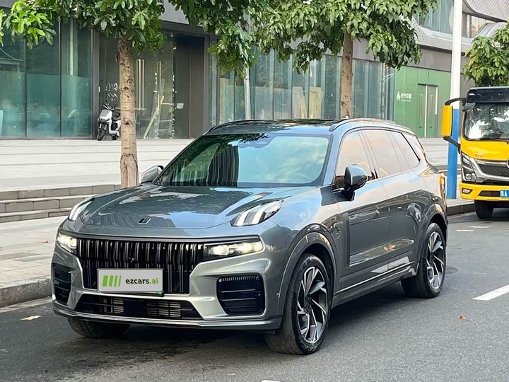 09 EM-P 2021 2.0T PHEV Halo 6-Seater