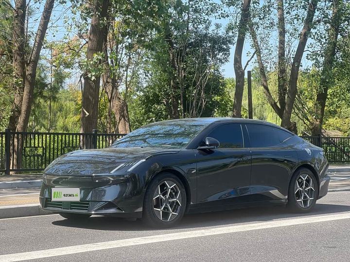 Z10 2024 71kWh 602km RWD Pro