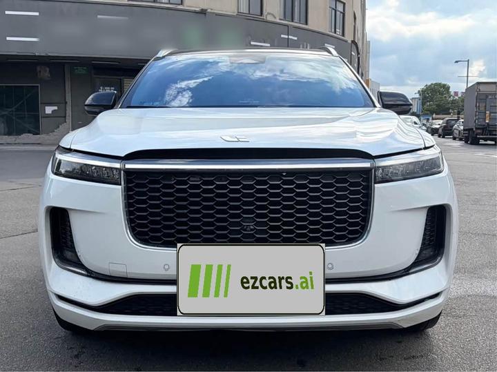 ONE 2021 EREV 6-Seater