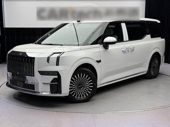 009 2024 7-Seater AWD 108kWh