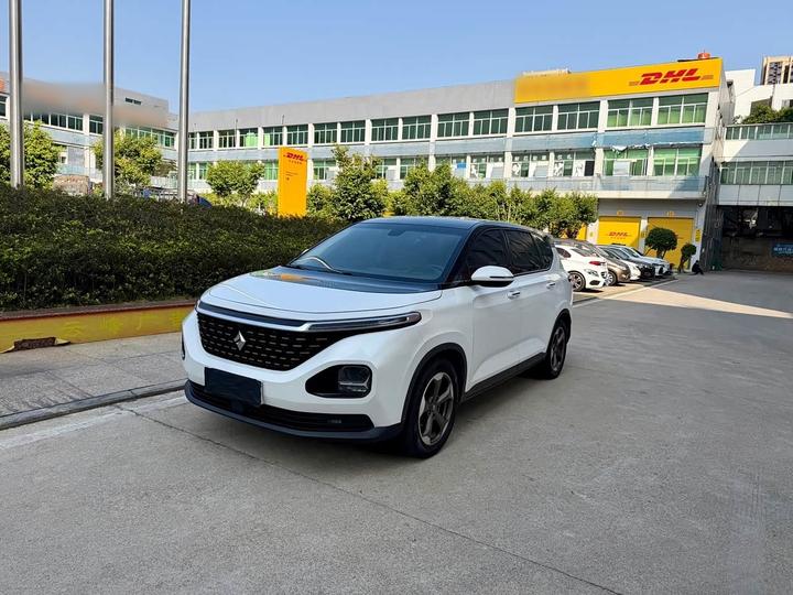 RM-5 2019 1.5T CVT 24 Luxury 6-Seater