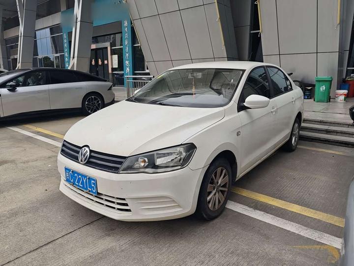 2015 1.6L AT Fashion