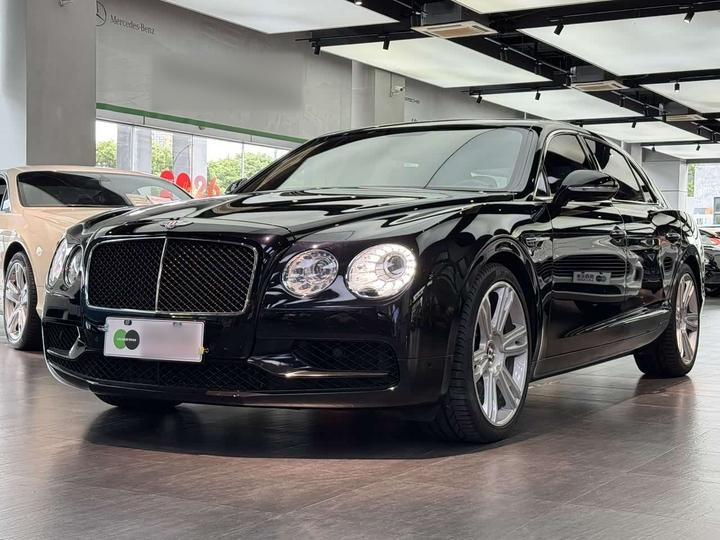 Flying Spur 2017 4.0T V8 S Standard