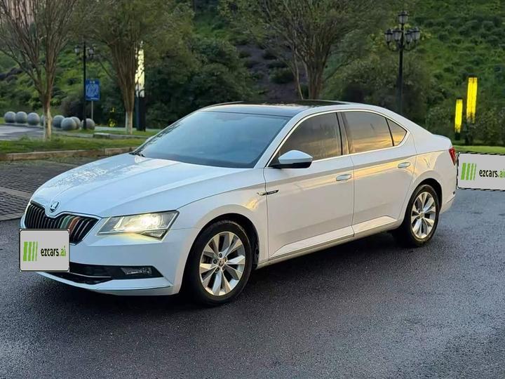 Superb 2018 TSI330 DSGComfort China V