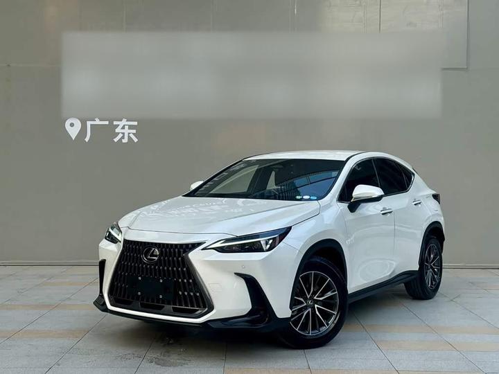 LexusNX 2024 260 FWD