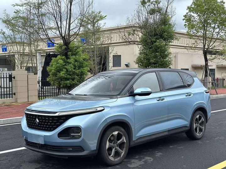 RM-5 2019 1.5T CVT 24 Premium 7-Seater