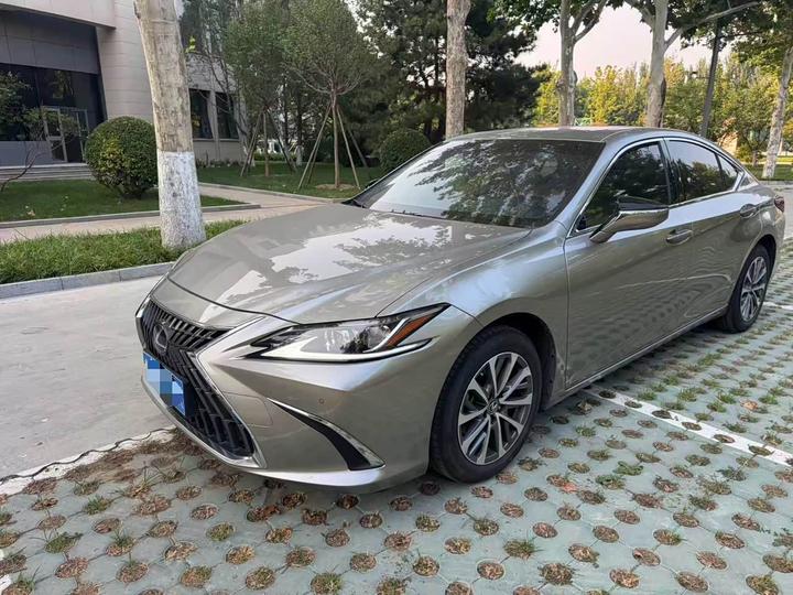 LexusES 2022 200 Excellence