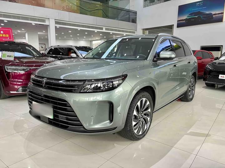 M7 2022 1.5T AWD Luxury