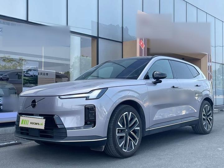 XC70 Hybrid 2026 AWD Extended Range Plus