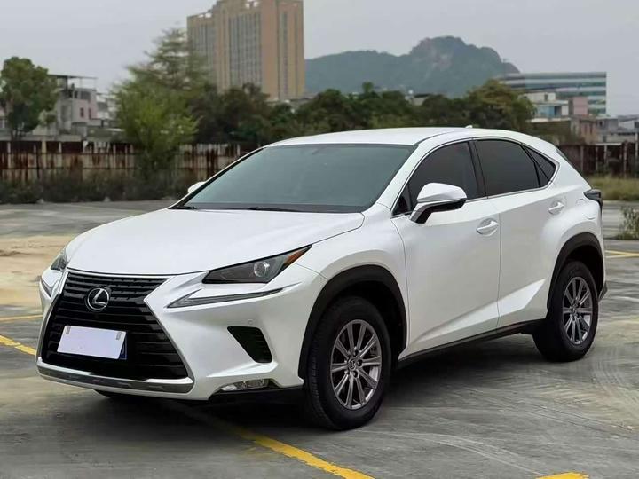 LexusNX 2020 200 FWD China VI