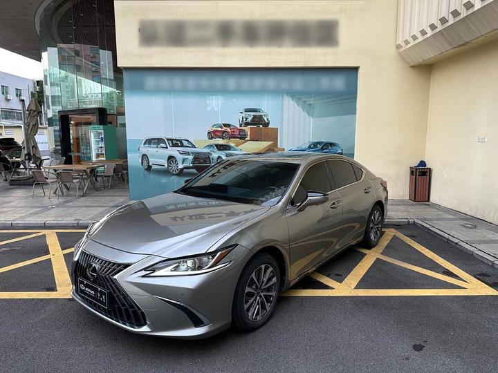 LexusES 2022 300h Excellence