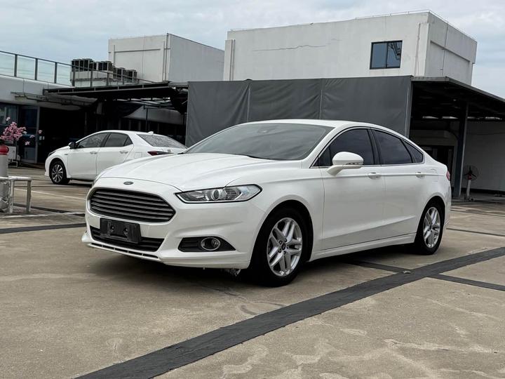 Mondeo 2013 1.5L GTDi180 Fashion