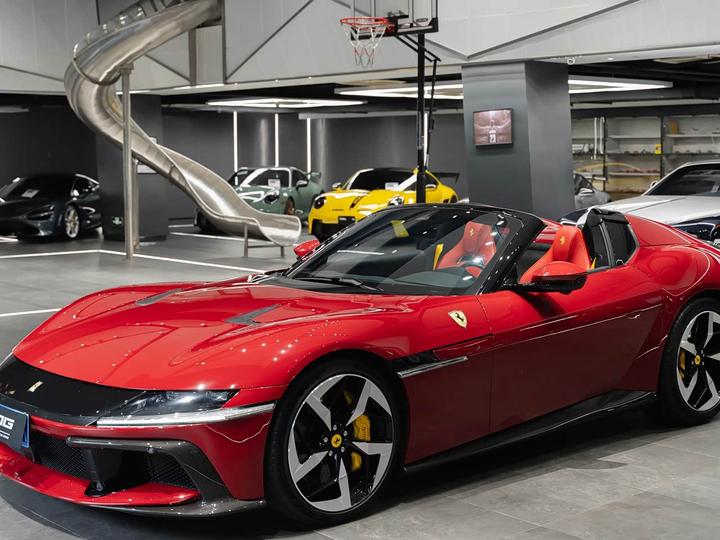 12Cilindri 2024 6.5L Spider