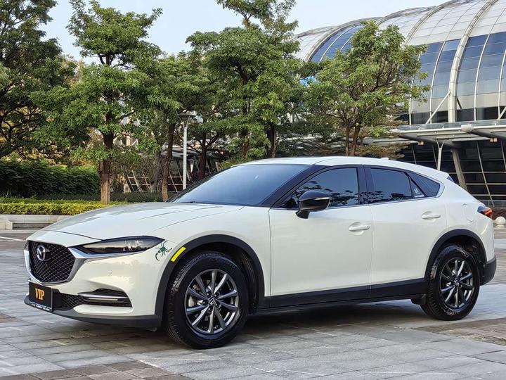 CX-4 2021 2.0L AT RWD Explorer