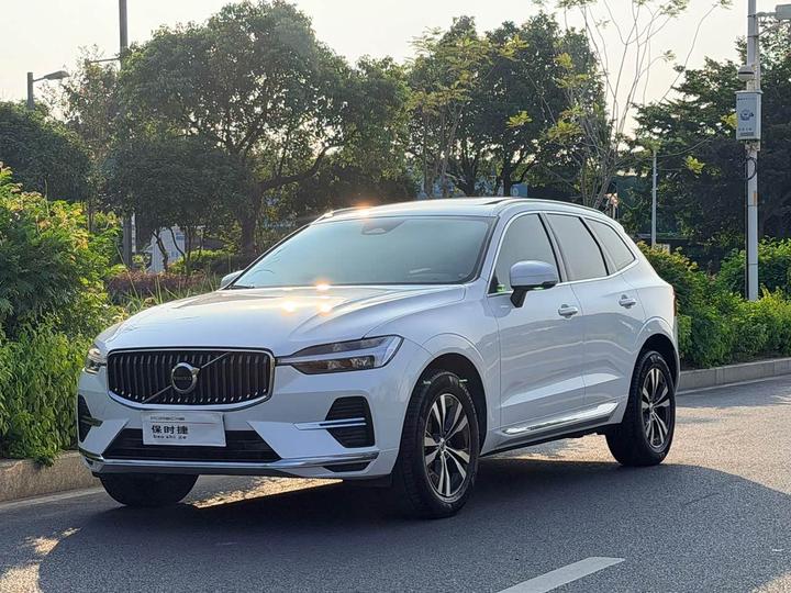 XC60 2024 B5 AWD Luxury