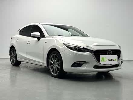 3 Axela 2017 Hatchback 2.0L AT Luxury China V