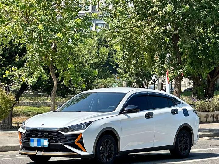 Yixuan 2024 1.5L AT