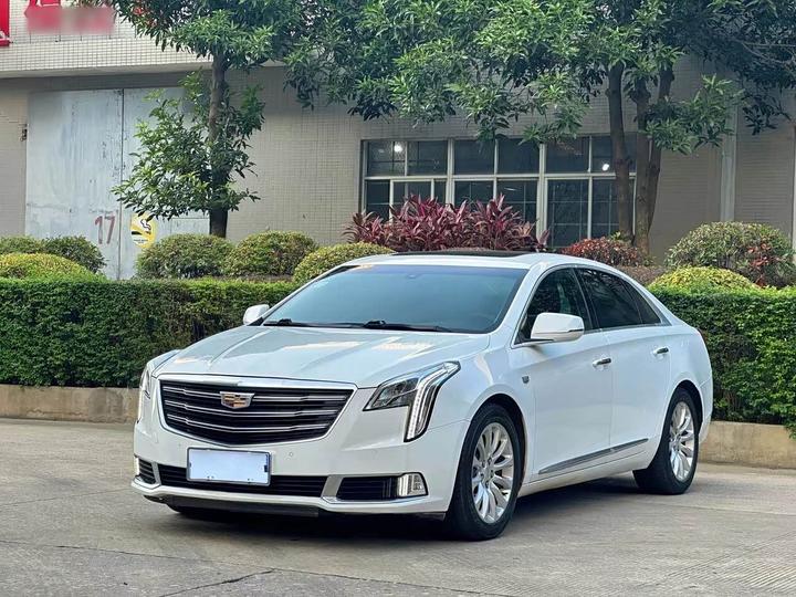 XTS 2018 28T Elite