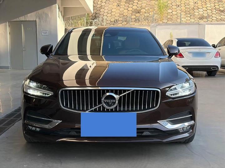 S90 2017 T5