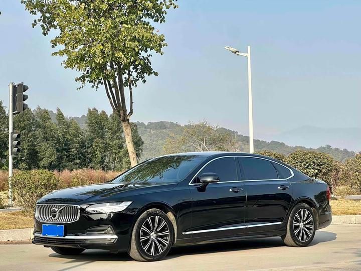 S90 2022 B5 Luxury