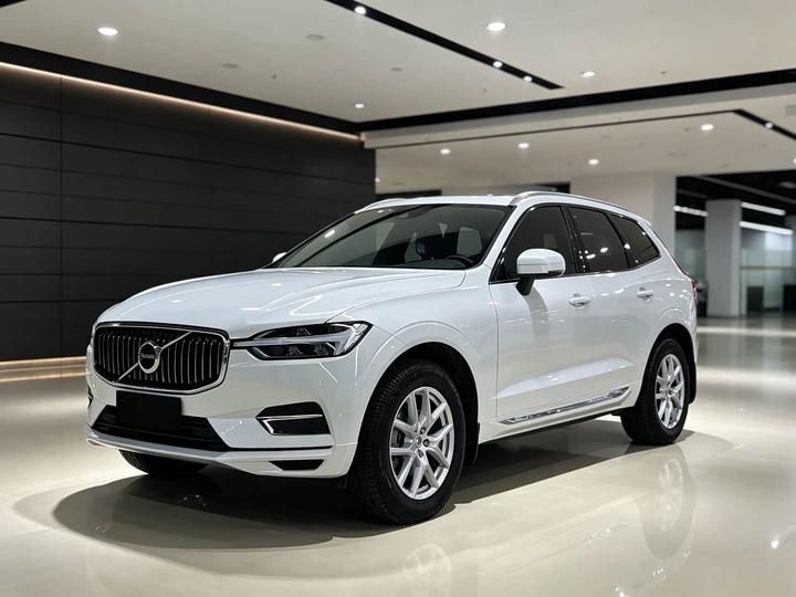 XC60 2021 T5 AWD Luxury