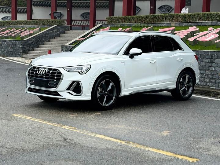Q3 2022 35 TFSI Fashion Dynamic