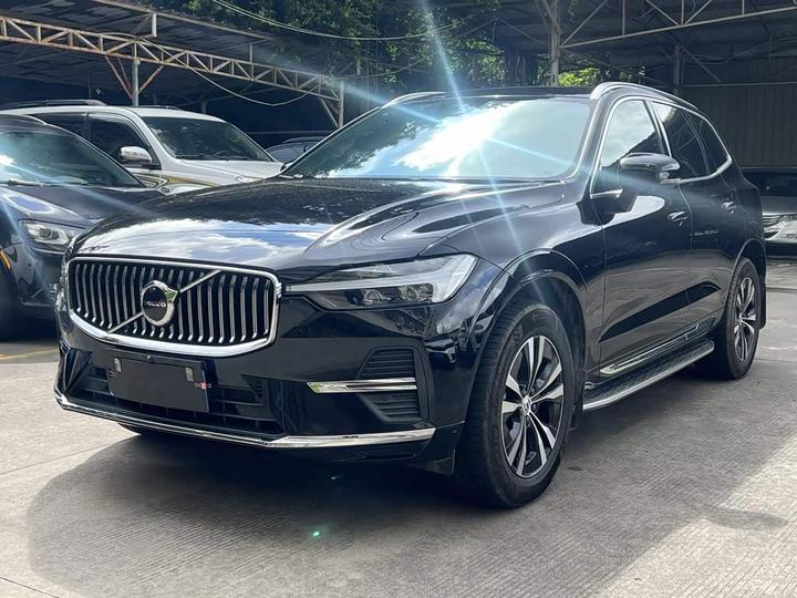 XC60 2025 B5 AWD Luxury