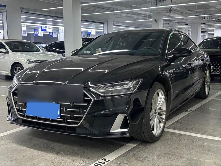 A7L 2024 45TFSI S-line