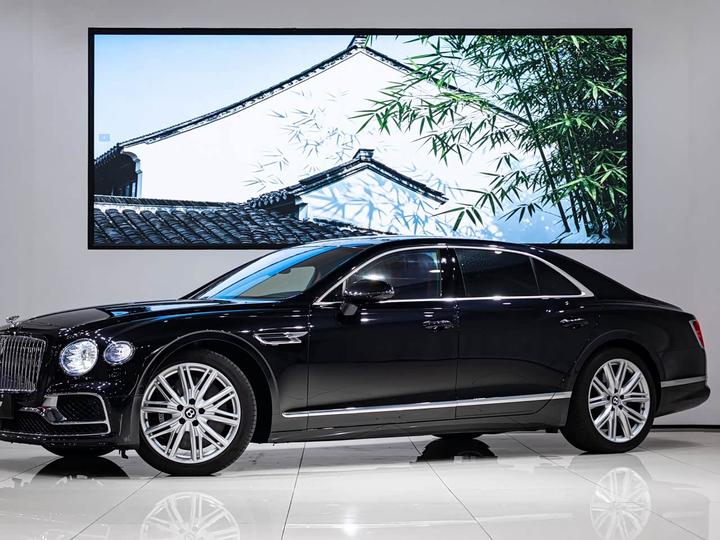 Flying Spur 2022 4.0T V8 Standard