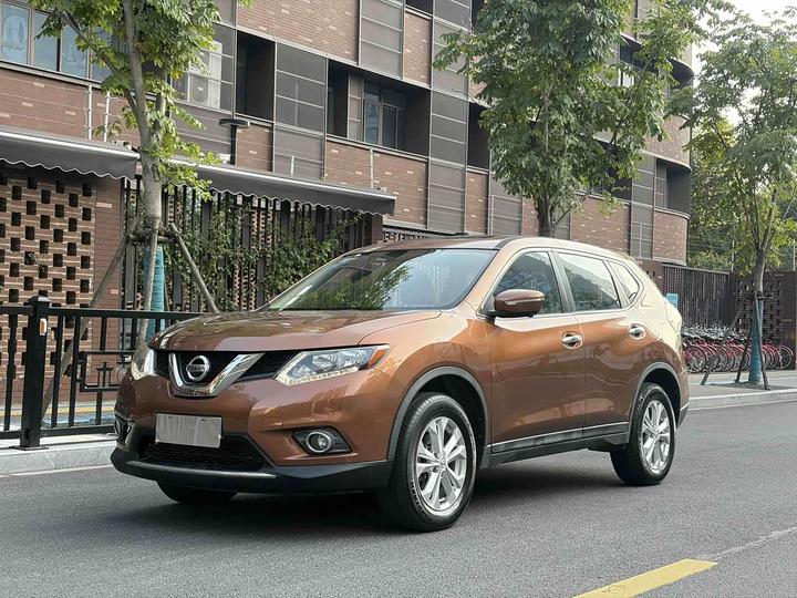 X-Trail 2015 2.0L CVT Comfort MAX 2WD